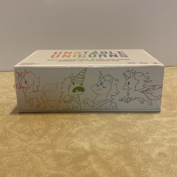 NEW Unstable Unicorns Card Game Board Game Party Game for Adults Teens‎ Family - Picture 6 of 6